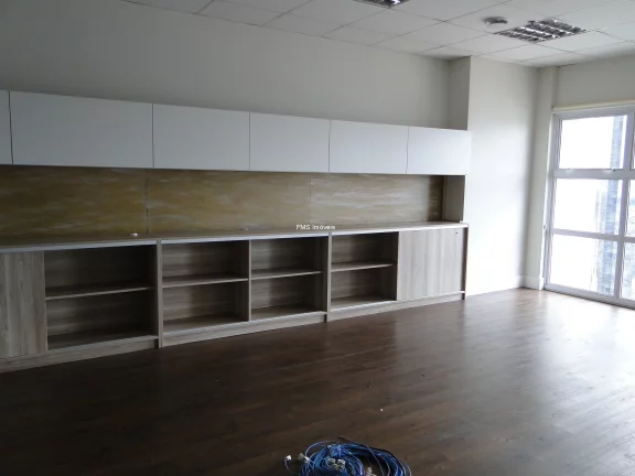 Imagem Conjunto Comercial no Brooklin com 240m²