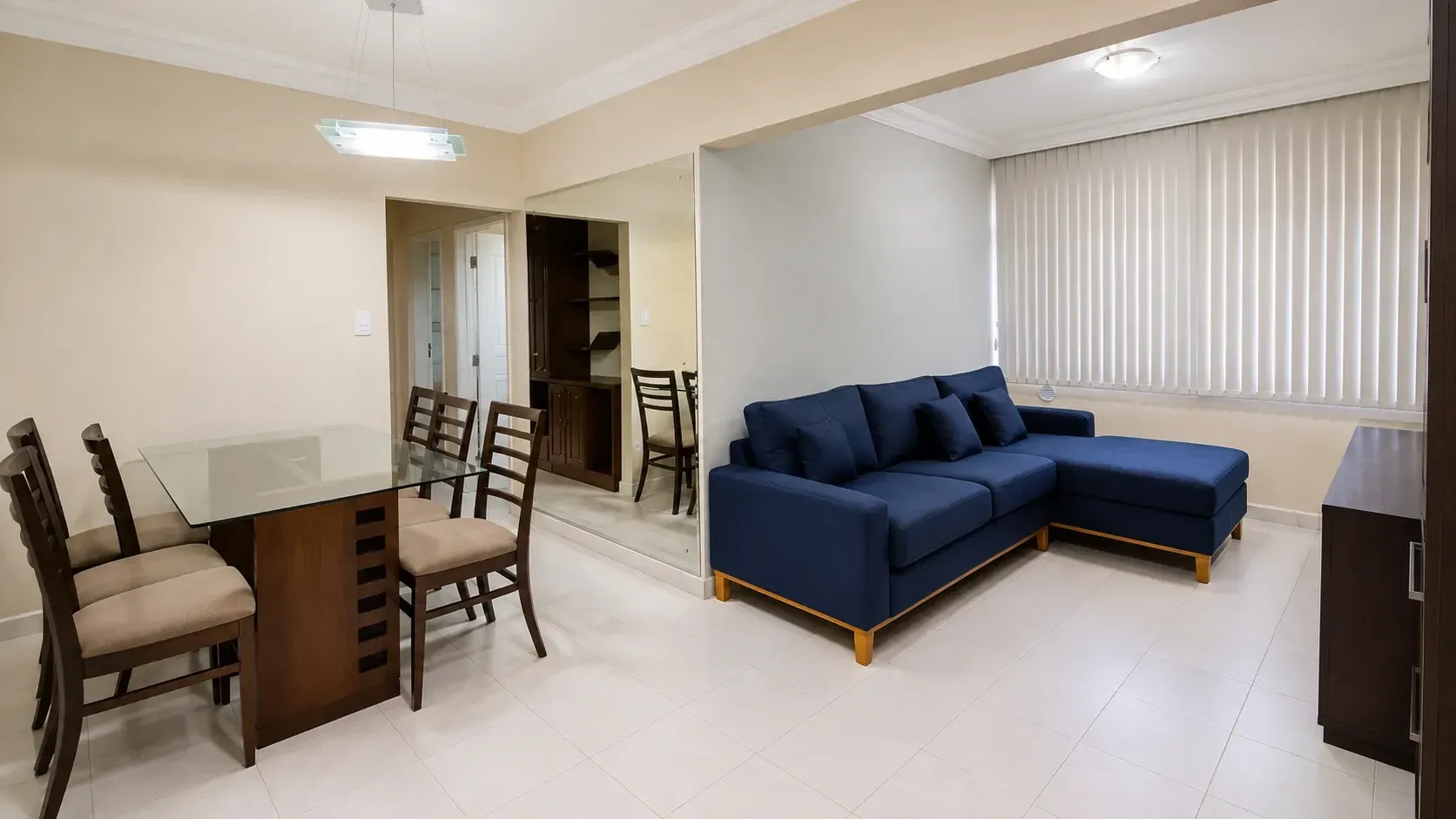Apartamento com 2 Quartos à Venda, Locação ou Temporada, 87 m² em Centro - Florianópolis