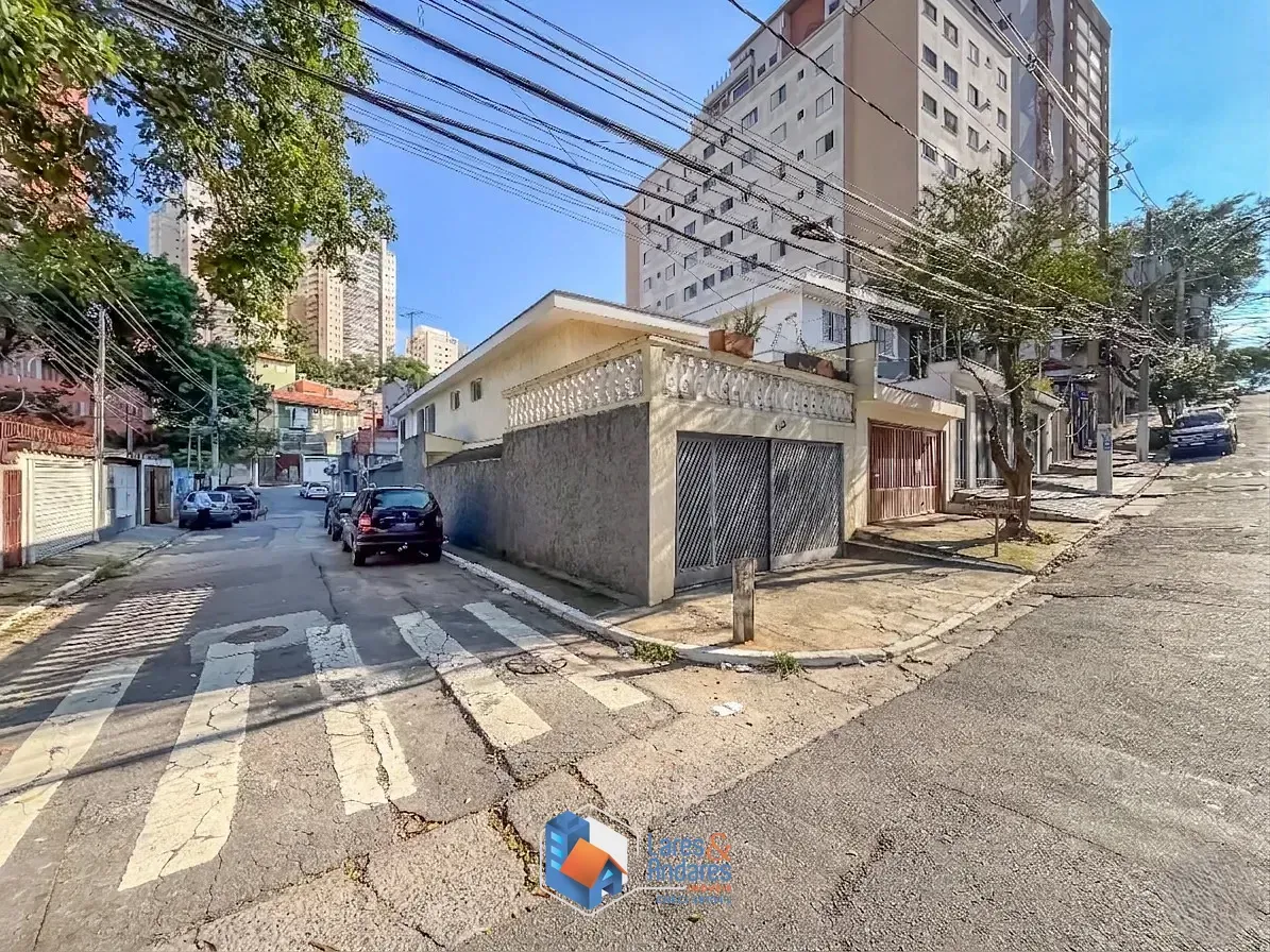Imagem Sobrado para venda em São Judas com 4 quartos, sendo 1 suíte, 202m²