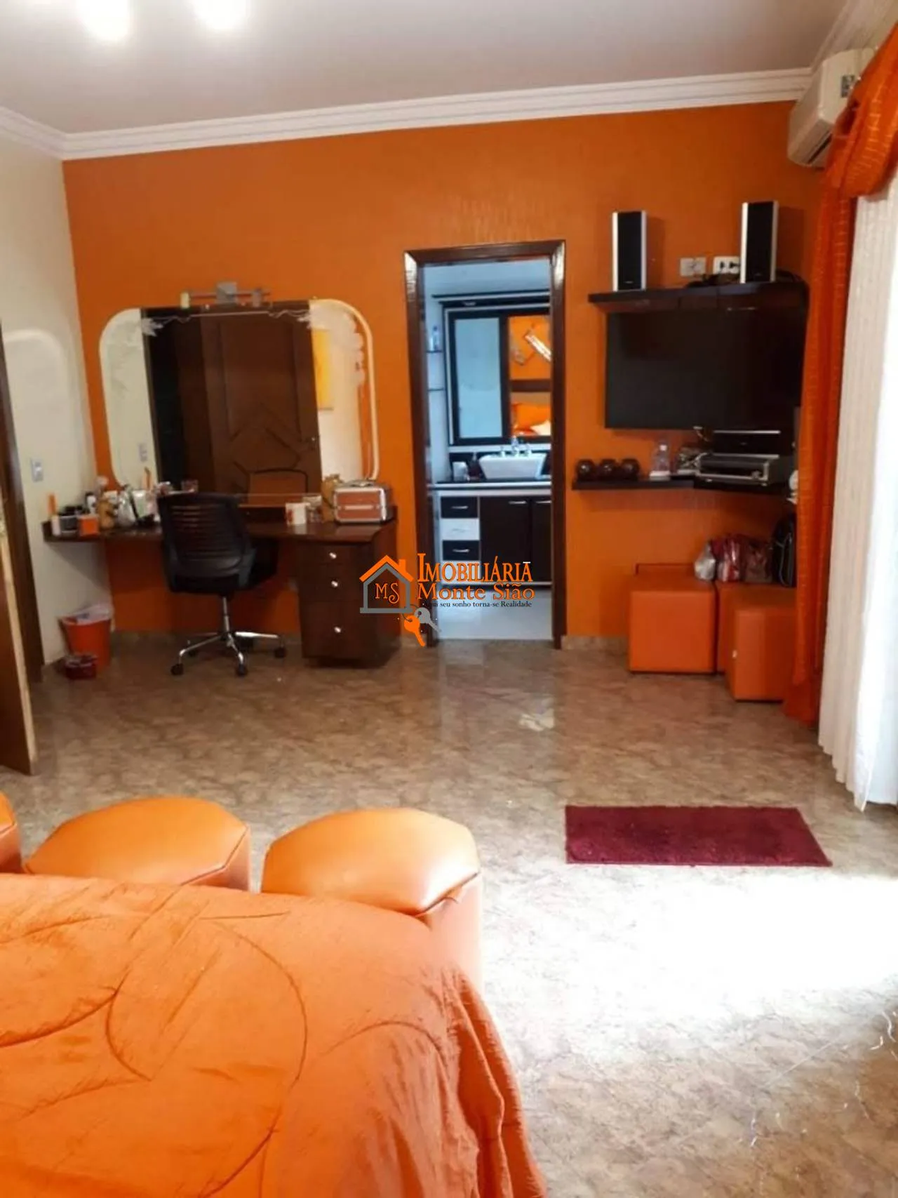 Imagem Sobrado com 6 dormitórios à venda, 135 m² por R$ 1.484.000,00 - Jardim Santa Helena - Guarulhos/SP