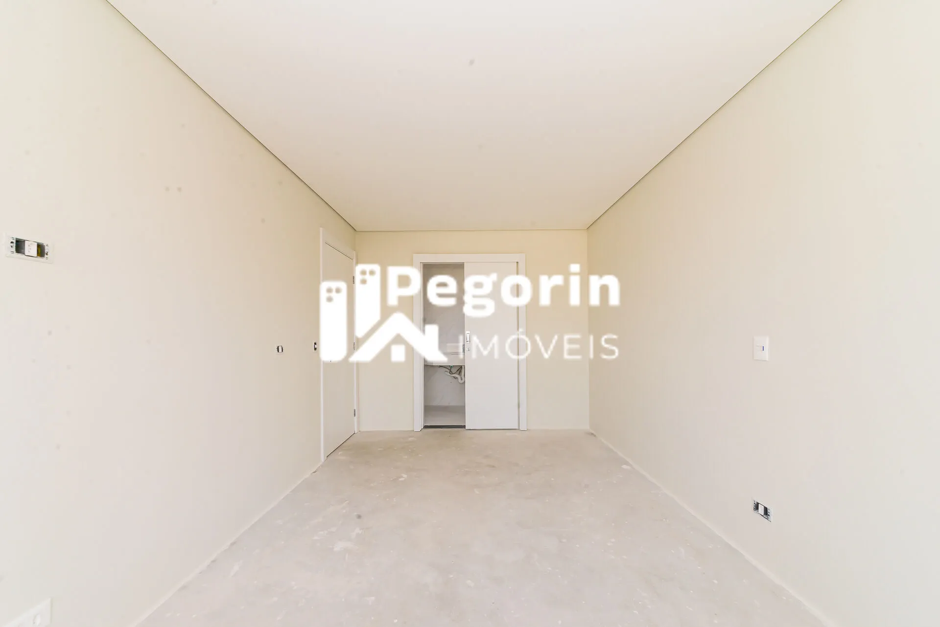 Imagem Casa Triplex 03 quartos todos com suíte
