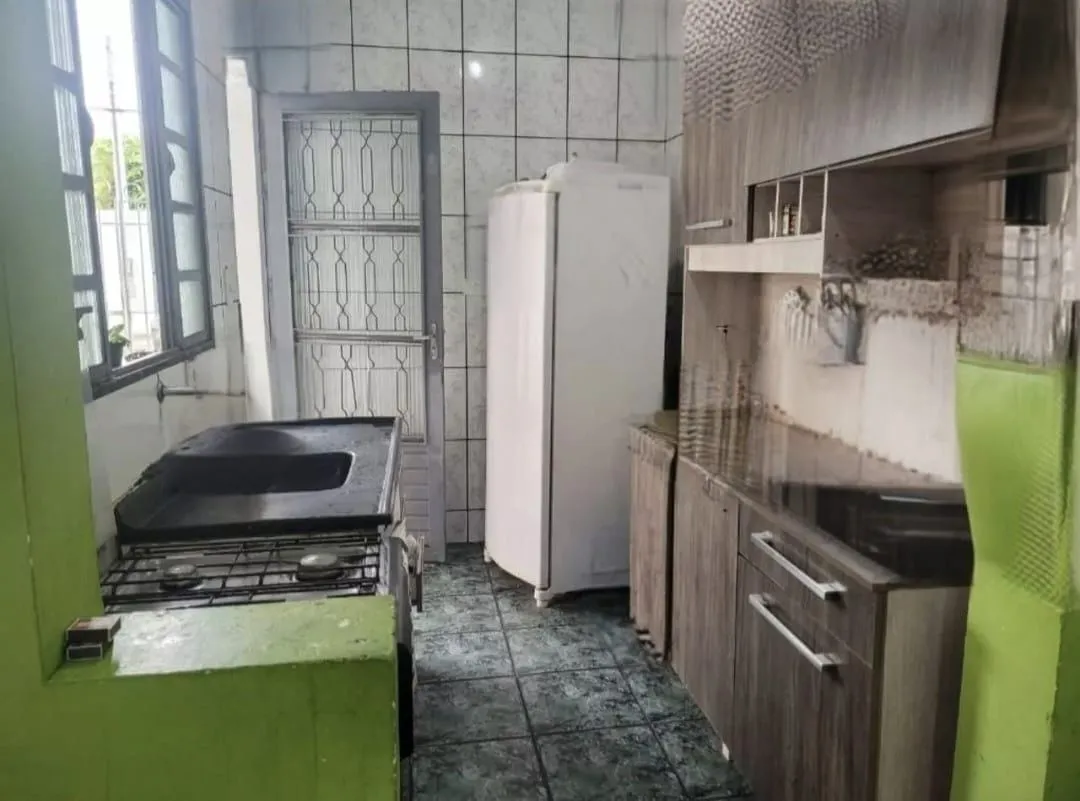 Imagem Casa com 2 Quartos, Amplo Quintal e Potencial de Valorização no Jardim Rosely - Oportunidade Imperdível!
