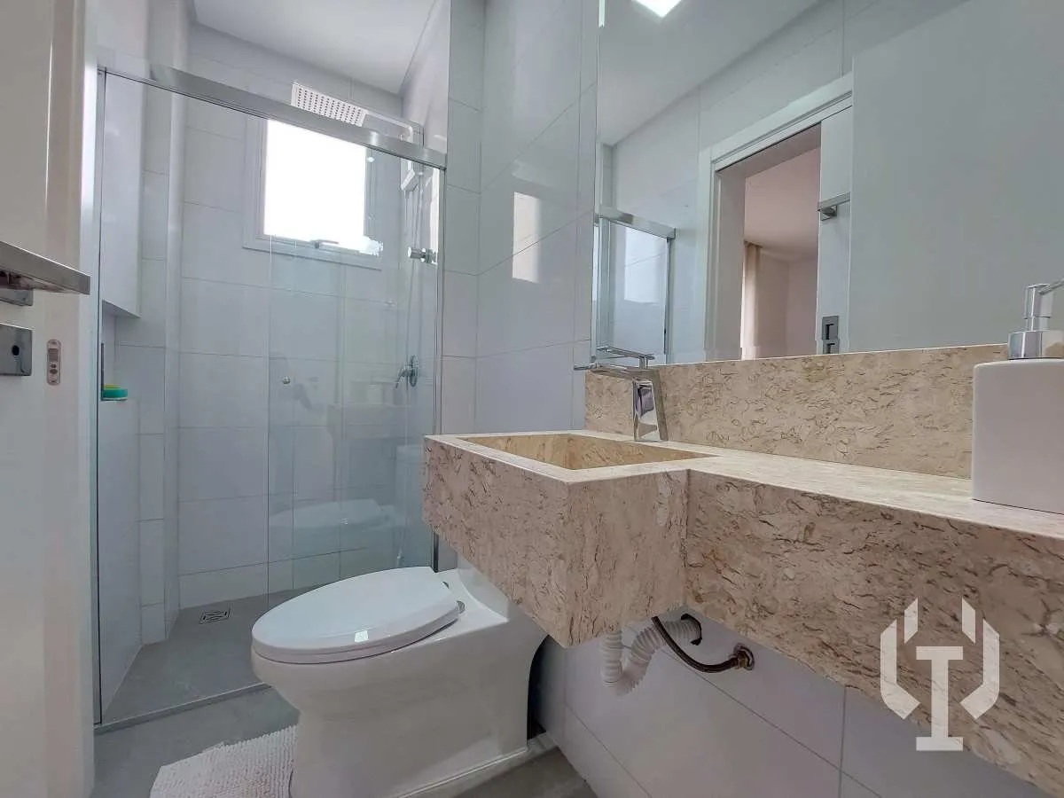 Imagem Apartamento de dois dormitórios com vista para o mar no Centro de Itapema