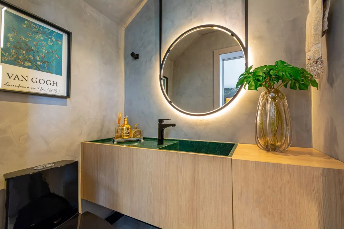 Imagem Casa de alto padrão no condomínio Vale dos Lírios