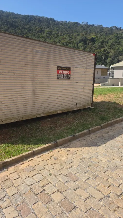 Imagem Terreno em Condomínio para Venda em Teresópolis / RJ no bairro Prata