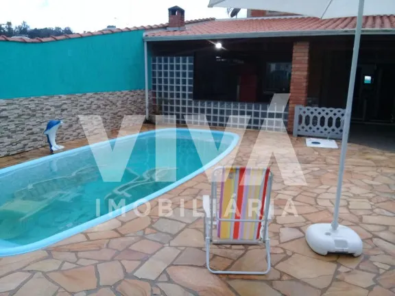 Imagem Sobrado com 3 Quartos à Venda, 240 m² em Centro - Extrema