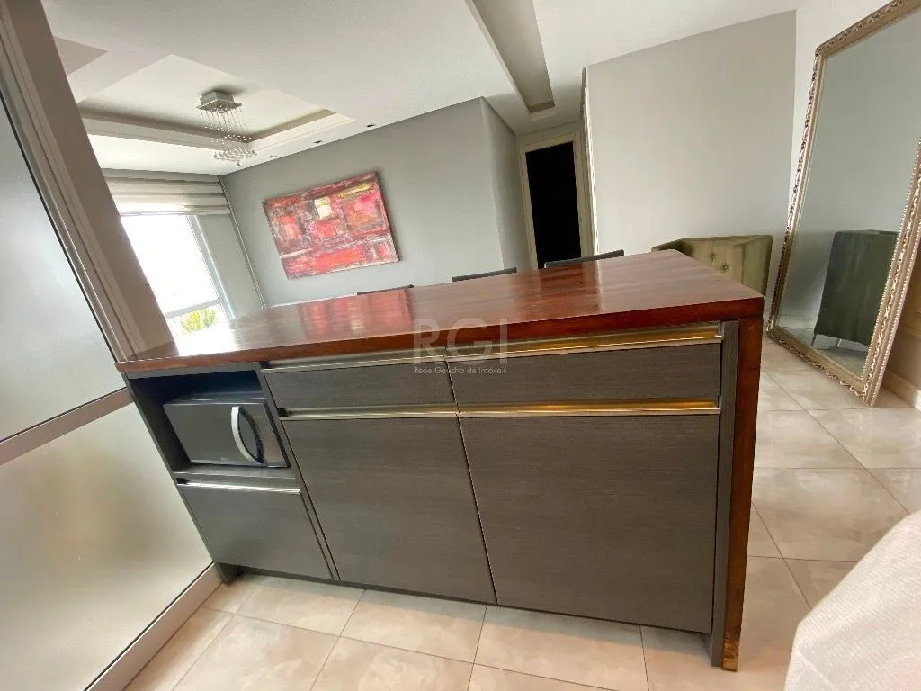 Imagem Apartamento Para Comprar no Karpathos com 2 Dormitórios transformado em 1 suite com closet