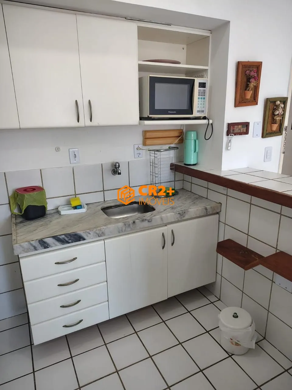 Imagem Vendo flat á menos de 100 metros do Mar, na Avenida Bernardo Vieira de Melo