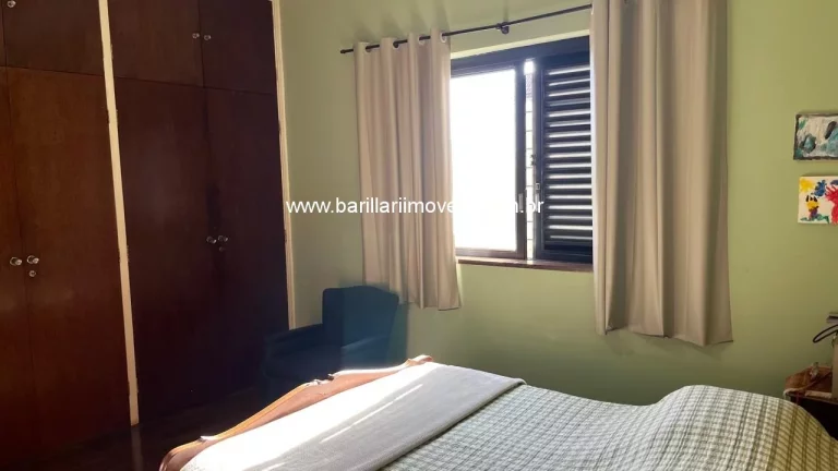Imagem Imperdível oportunidade: Casa comercial à venda no Alto da Boa Vista em Ribeirão Preto-SP, com 3 quartos, 1 suíte e 4 vagas de garagem!