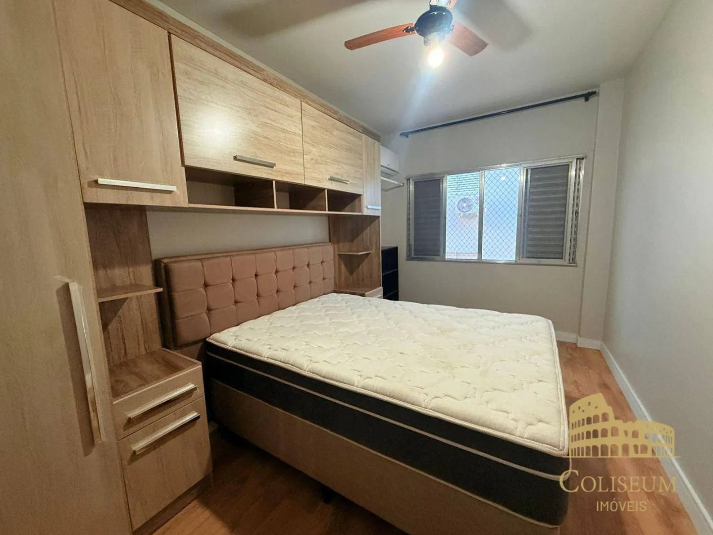 Imagem Apartamento com 2 dormitórios à venda, 71 m² por R$ 390.000,00 - Canto do Forte - Praia Grande/SP