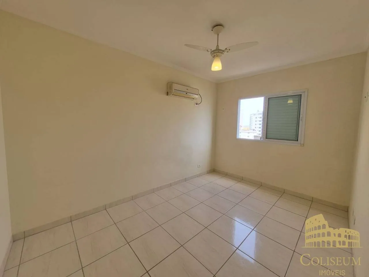 Imagem Apartamento com 2 dormitórios para alugar, 82 m² por R$ 3.700,00/mês - Vila Assunção - Praia Grande/SP