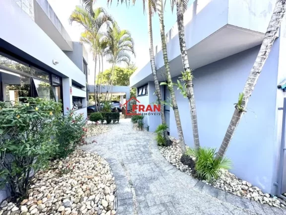 Imagem Belíssima Casa 5 Dorms,2 Suítes,2 Demi-Suítes.João Paulo