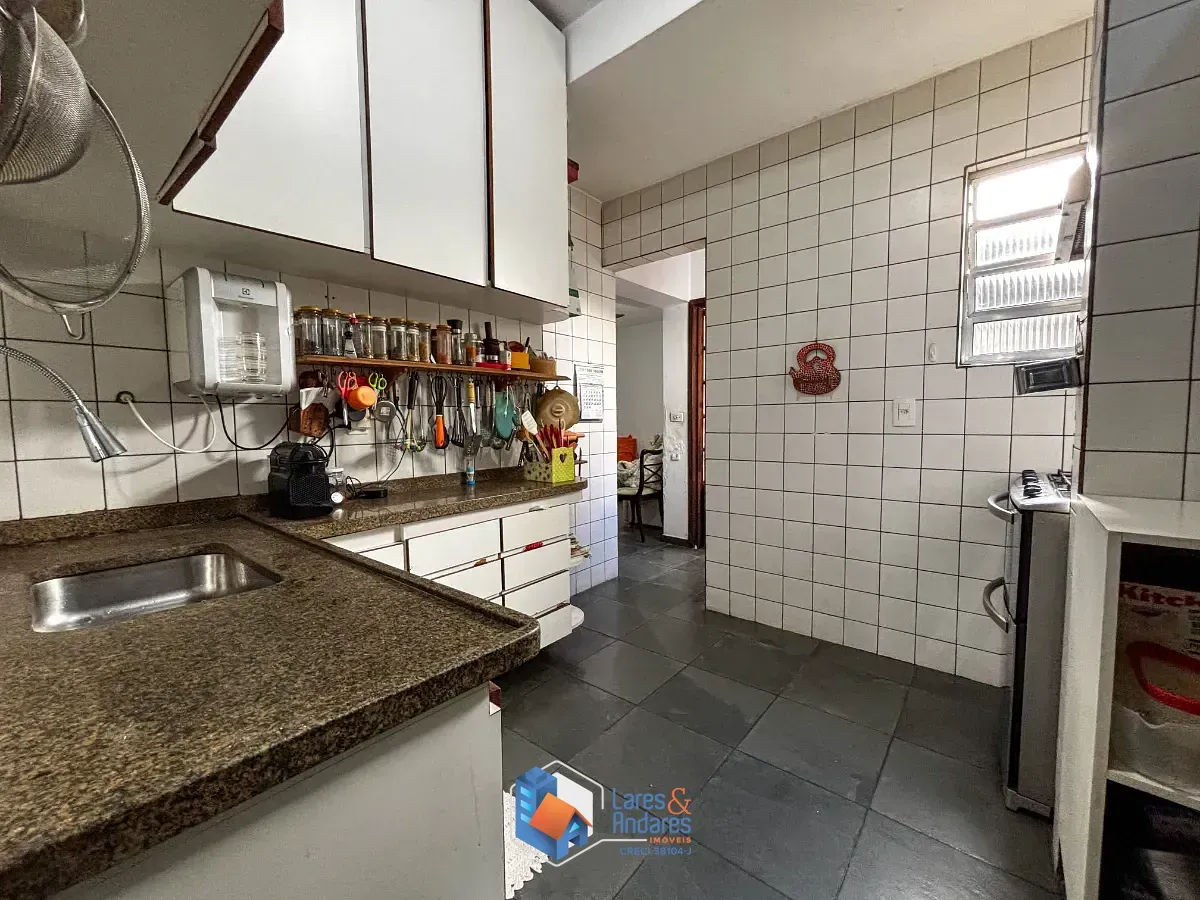 Imagem Sobrado para venda em Jardim Hípico com 3 quartos, sendo 1 suíte, 143m²