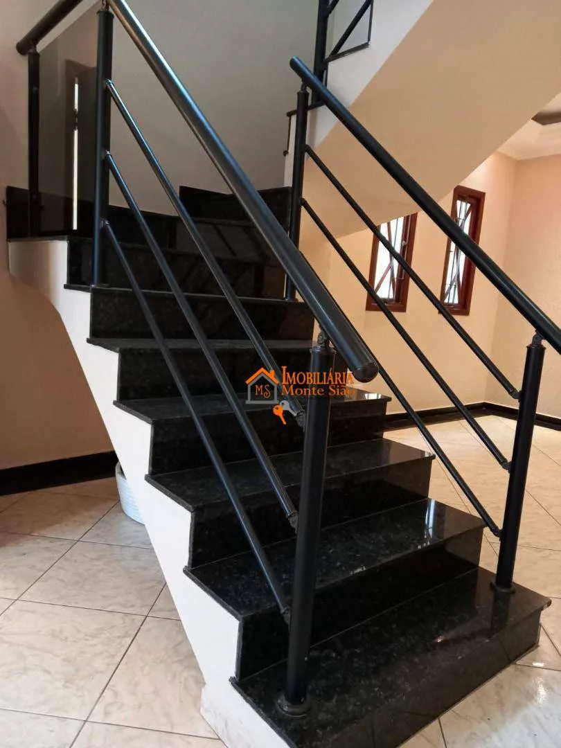Imagem Sobrado com 3 dormitórios à venda, 122 m² por R$ 790.000,00 - Vila Fátima - Guarulhos/SP