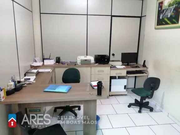 Imagem Casa com 3 dormitórios à venda, 395 m² por R$ 850.000,00 - Parque Novo Mundo - Americana/SP
