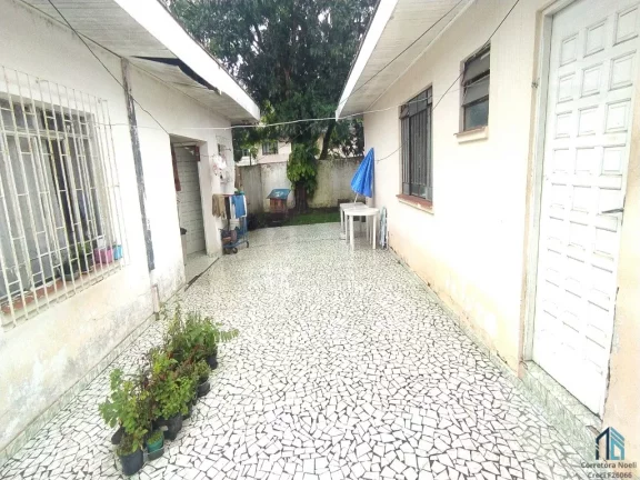 Imagem Terreno no Tarumã, com casa em Curitiba PR