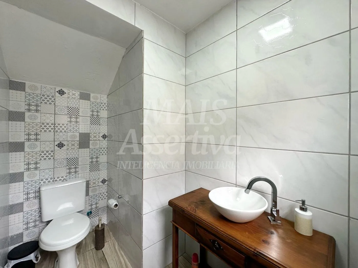 Imagem Casa mobiliada para venda, 3 dormitórios - bairro Floresta em Estancia Velha