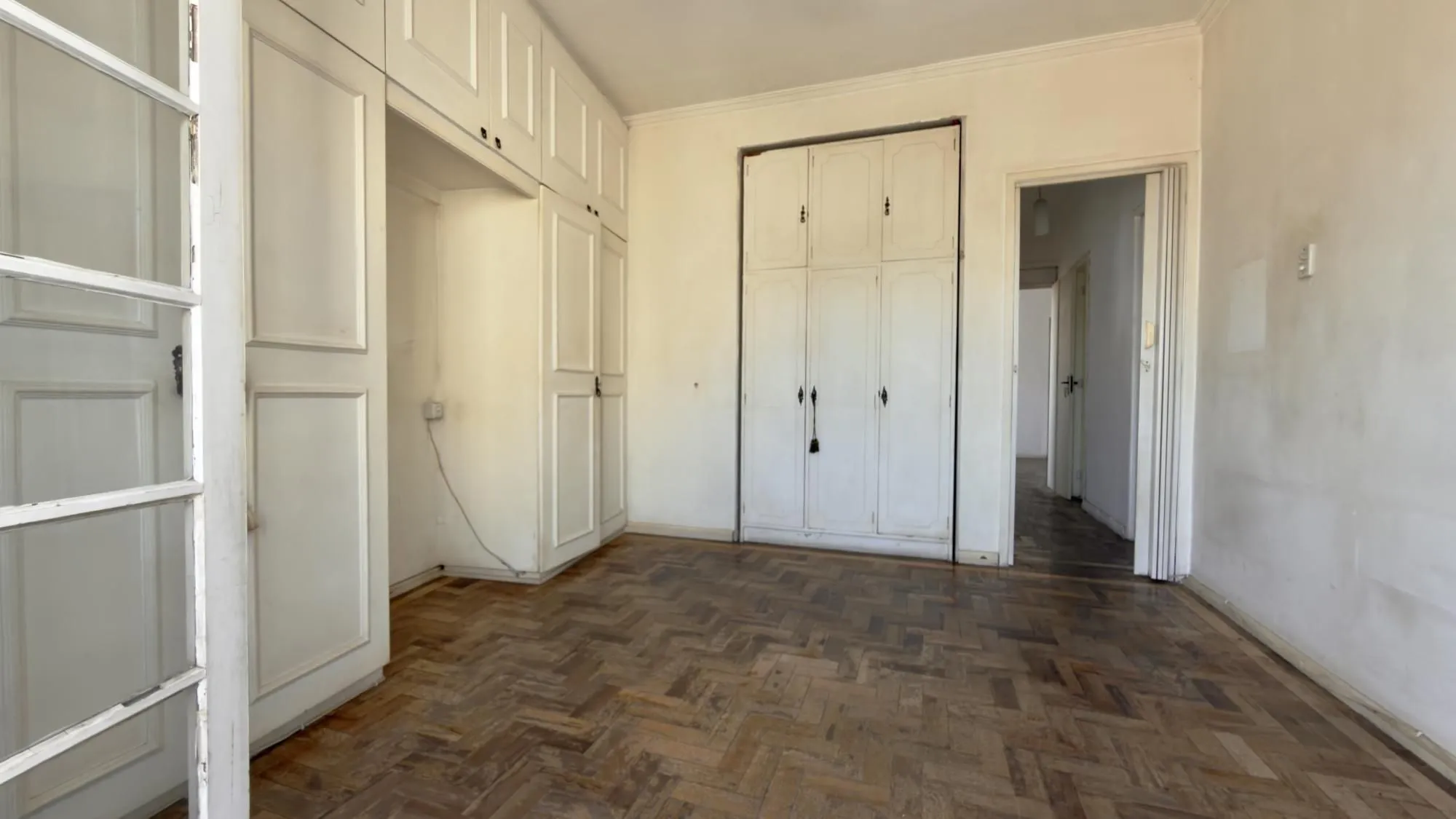 Imagem Apartamento 3 quartos para comprar no Ed. Jardim Sevigné. Centro Histórico.