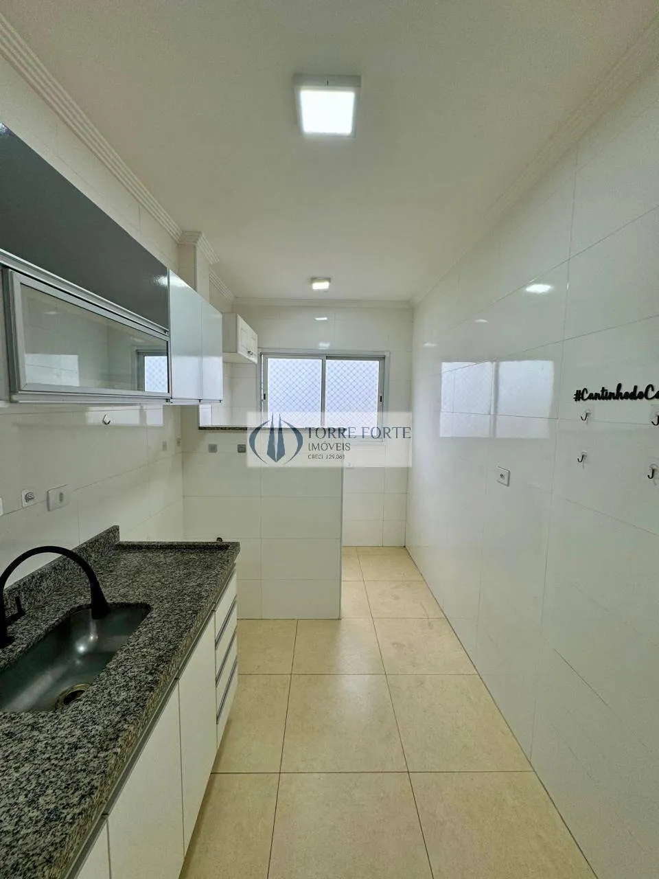 Imagem Lindo Apartamento com 1 dormitorio ,1 vaga na Tupi Praia Grande