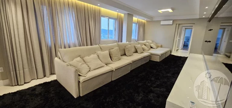 Imagem Luxo à Beira-Mar Cobertura Duplex na Barra Sul de BC 5/4 5 V