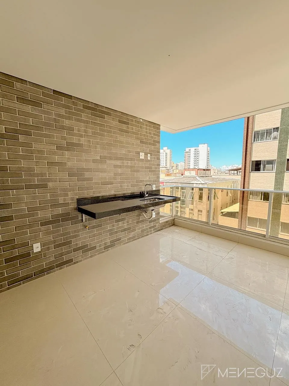 Imagem Praia do Morro: apto novo 3Q c/ 2 vagas + portaria 24h + lazer completo na cobertura | Parcelamento em até 80 meses