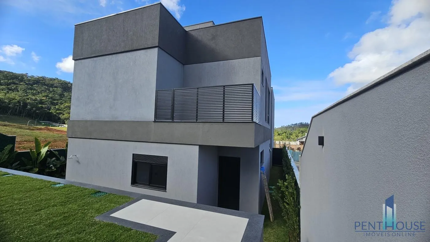 Imagem Casa em Condomínio para Venda em Camboriú, CENTRO, 4 dormitórios, 4 suítes, 5 banheiros, 4 vagas