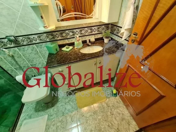 Imagem Casa com piscina, 4 suítes à venda no Embaré - Santos R$ 1.850.000,00