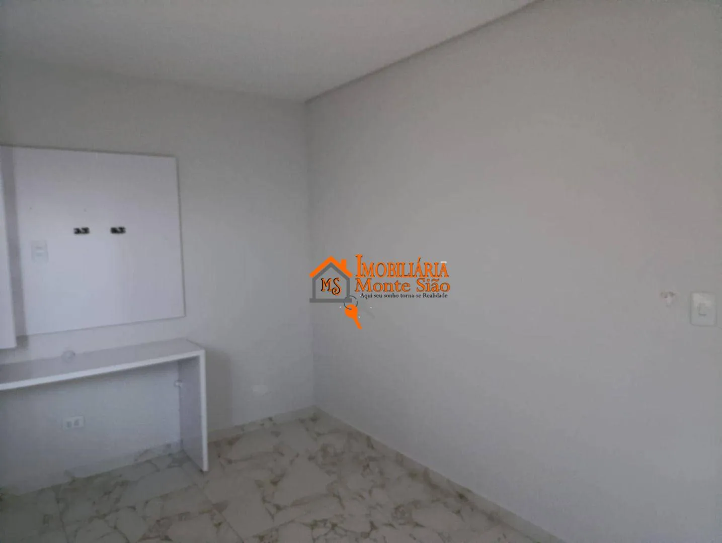 Imagem Sobrado com 6 dormitórios à venda, 250 m² por R$ 630.000,00 - Vila Rio de Janeiro - Guarulhos/SP