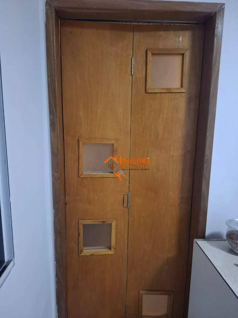 Imagem Casa com 2 dormitórios para alugar, 250 m² por R$ 3.000,00/mês - Parque Mikail - Guarulhos/SP