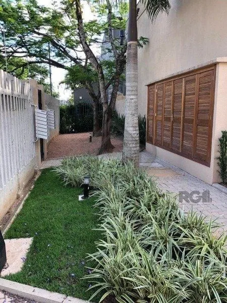 Imagem Casa em Condomínio fechado