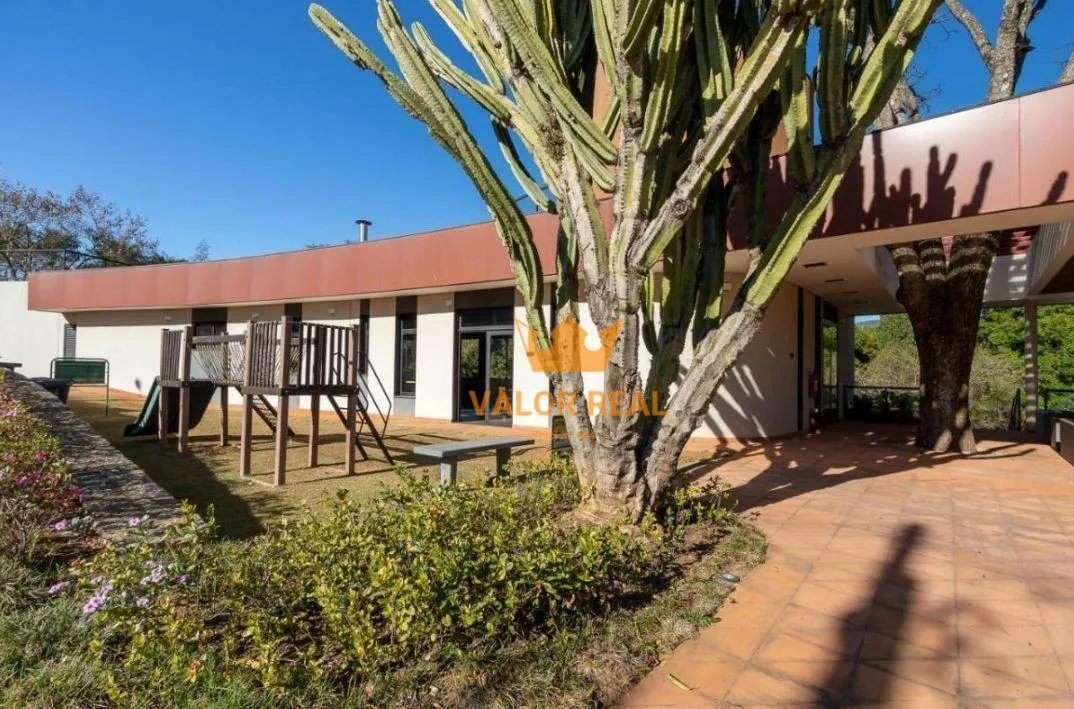 Imagem Casa Clássica no Jardim Atenas, Sofisticação, Exclusividade e Arquitetura Atemporal na Malota - R$ 5.2 milhões