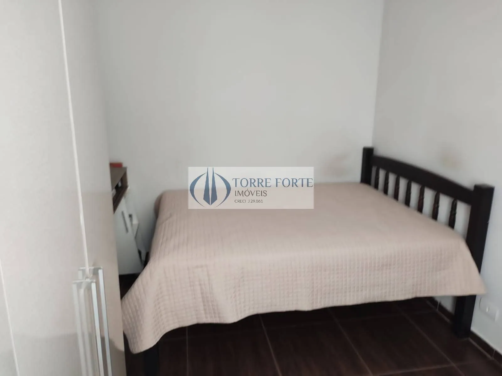 Imagem Sobrado em condominio com 3 dormitórios, 1 suite, 3 vagas na Vila Bertioga