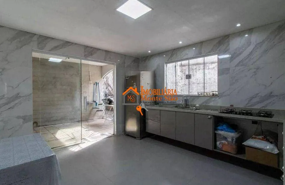 Imagem Sobrado com 3 dormitórios à venda por R$ 575.000,00 - Vila Monteiro Lobato - Guarulhos/SP