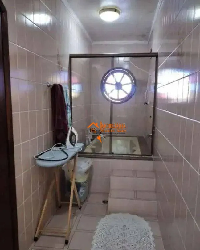 Imagem Sobrado com 3 dormitórios à venda, 125 m² por R$ 690.000 - Parque Continental I - Guarulhos/SP