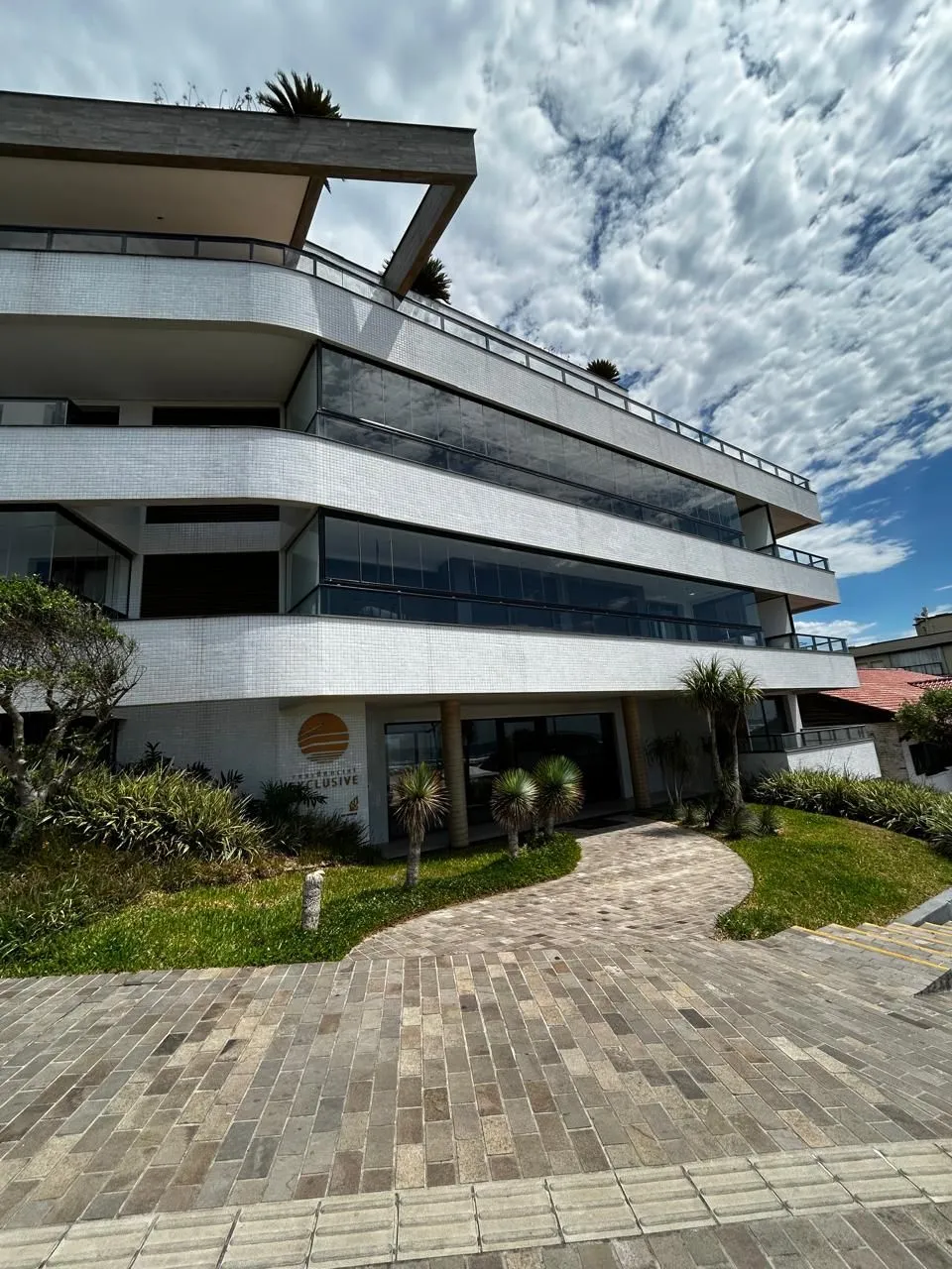 Imagem Apartamento à venda em Torres, Beira Mar, com 3 quartos, 101.15m2