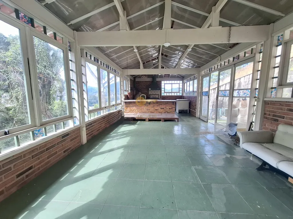 Imagem Casa para Venda em Teresópolis / RJ no bairro Jardim Europa