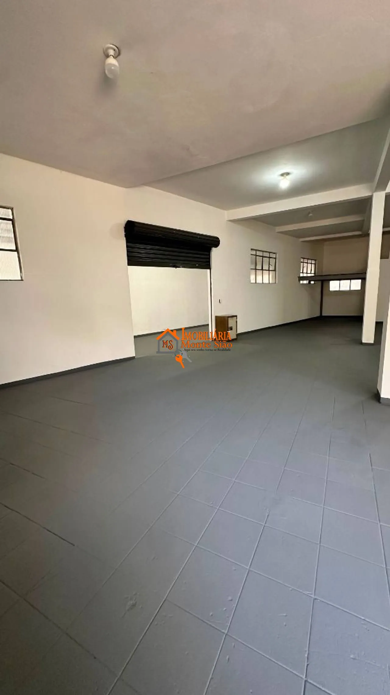 Imagem Salão para alugar, 250 m² por R$ 6.205,00/mês - Vila das Palmeiras - Guarulhos/SP