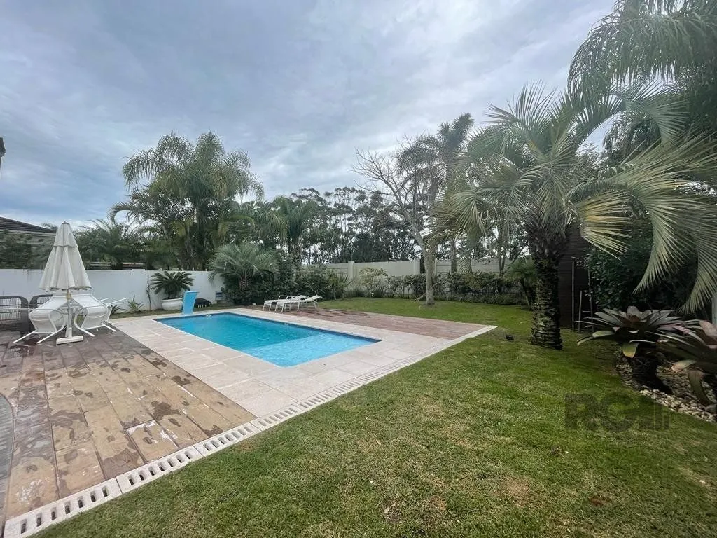 Imagem Magnífica casa Condomínio Bosques de Atlântida