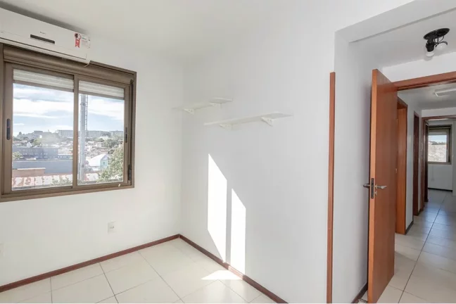 Imagem Apartamento para venda no bairro Medianeira em Porto Alegre