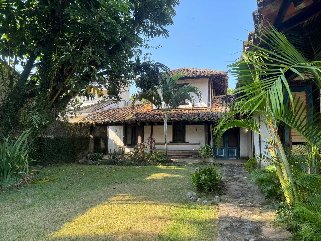 Imagem Casa na Praia para Venda em São Sebastião, Cigarras, 4 dormitórios, 1 suíte, 3 banheiros, 5 vagas