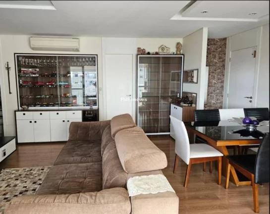 Imagem Apartamento à venda no bairro Jurubatuba com 4 quartos sendo 1 suíte, 4 banheiros, 2 vagas, 117m².