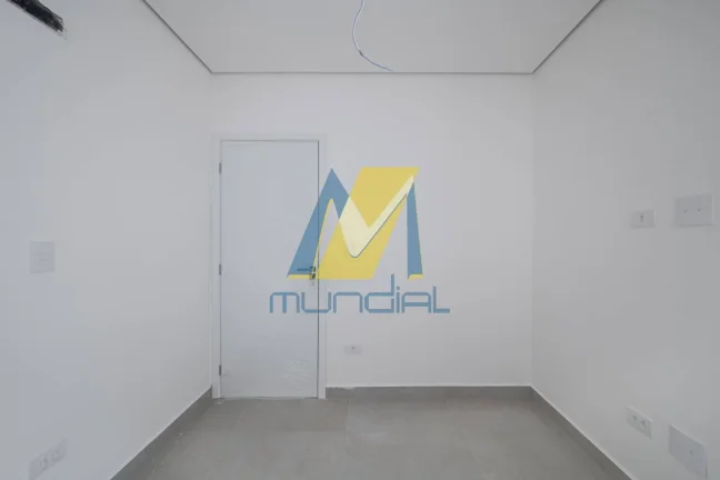 Imagem Casa Térrea com 3 Dormitórios, Suíte, Pé-Direito Duplo e Quintal Amplo