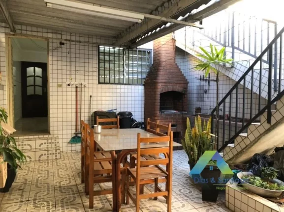 Foto do imóvel Sobrado com 3 dormitórios à venda, 310 m² por R$ 1.300.000,00 - Cursino