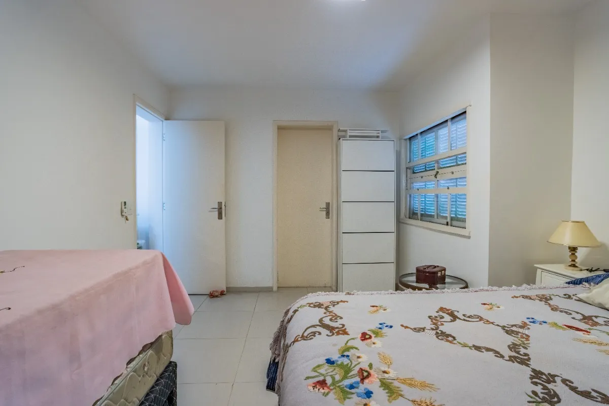 Imagem Casa em condomínio para venda com 3 quartos, sendo 1 suíte, 178m2