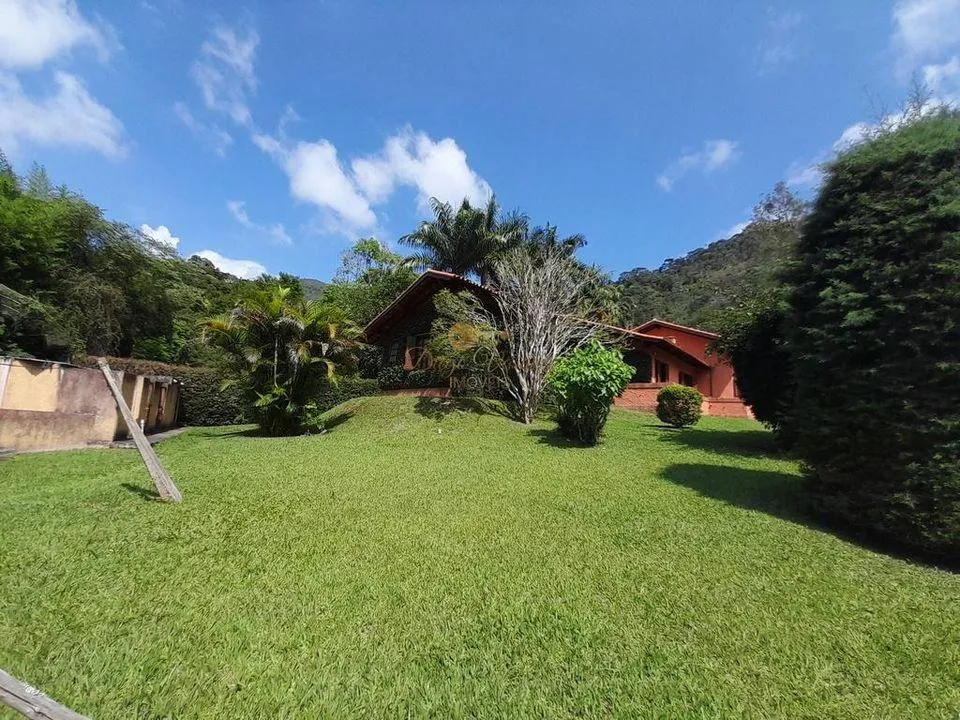 Imagem Casa para Venda em Teresópolis / RJ no bairro Santa Rita