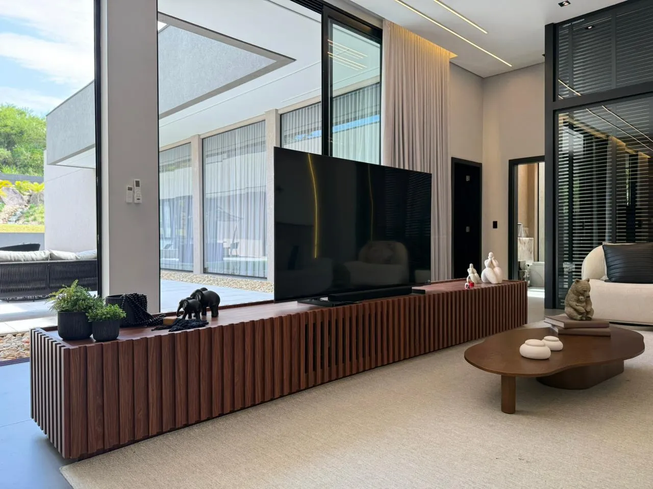 Imagem Casa à venda com 563m2 por R$ 17.500.000,00
