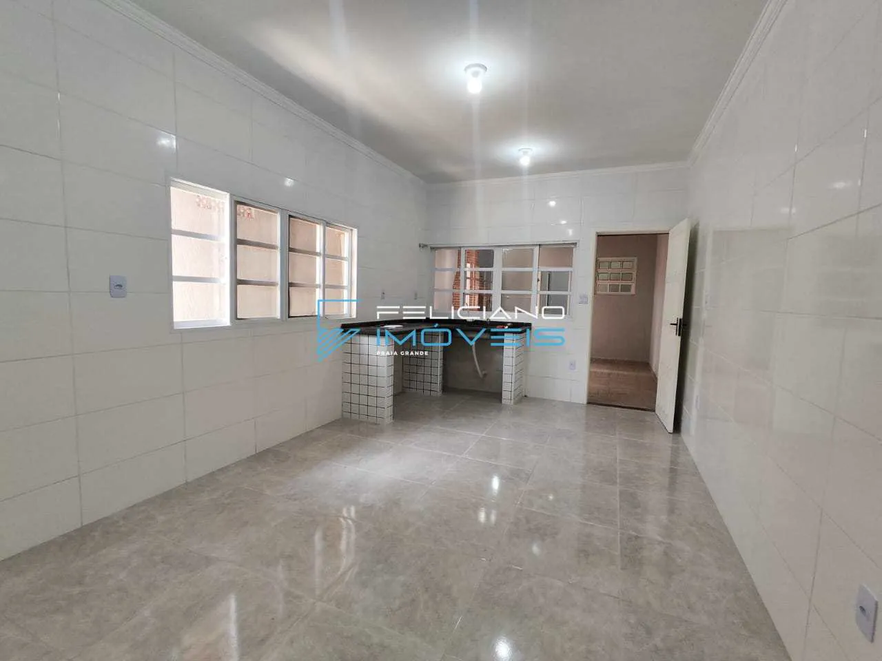 Imagem Casa com 3 quartos, Guilhermina, Praia Grande - R$ 749 mil, Cod: 4821