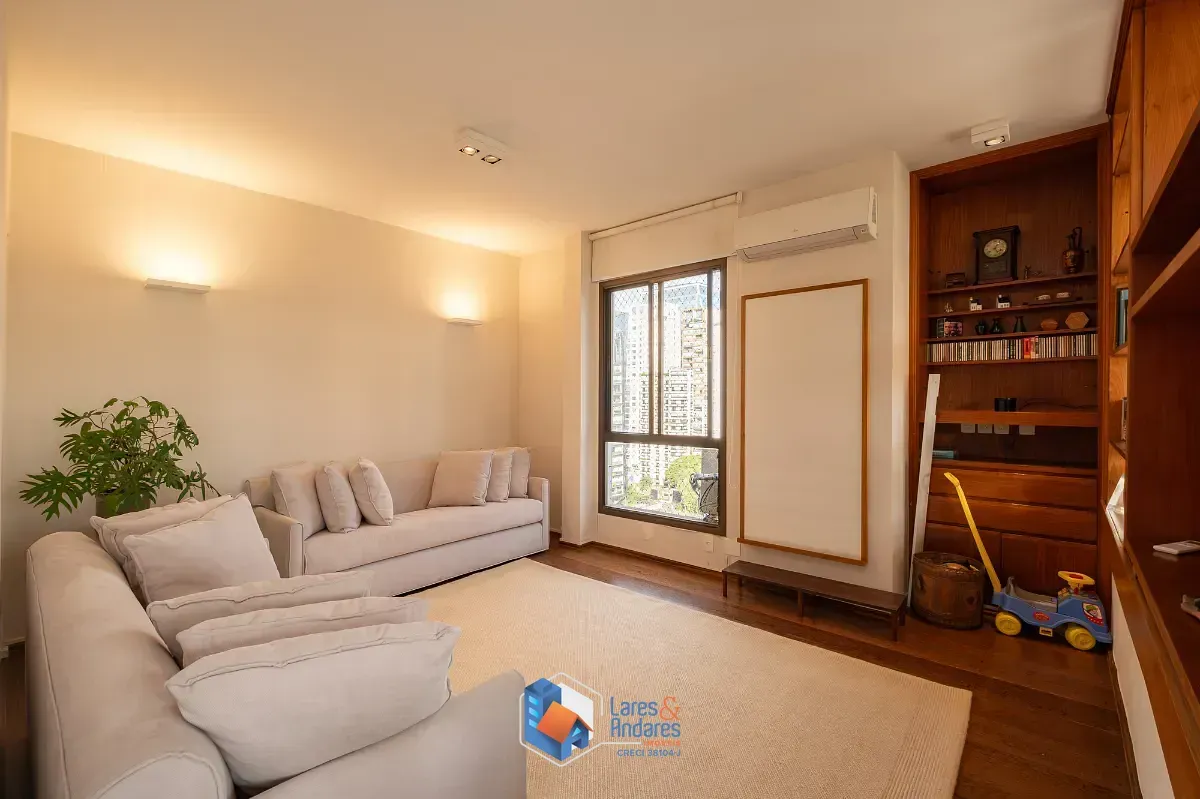 Imagem Duplex para venda e locação em Itaim Bibi com 3 quartos, sendo 3 suítes, 384m²