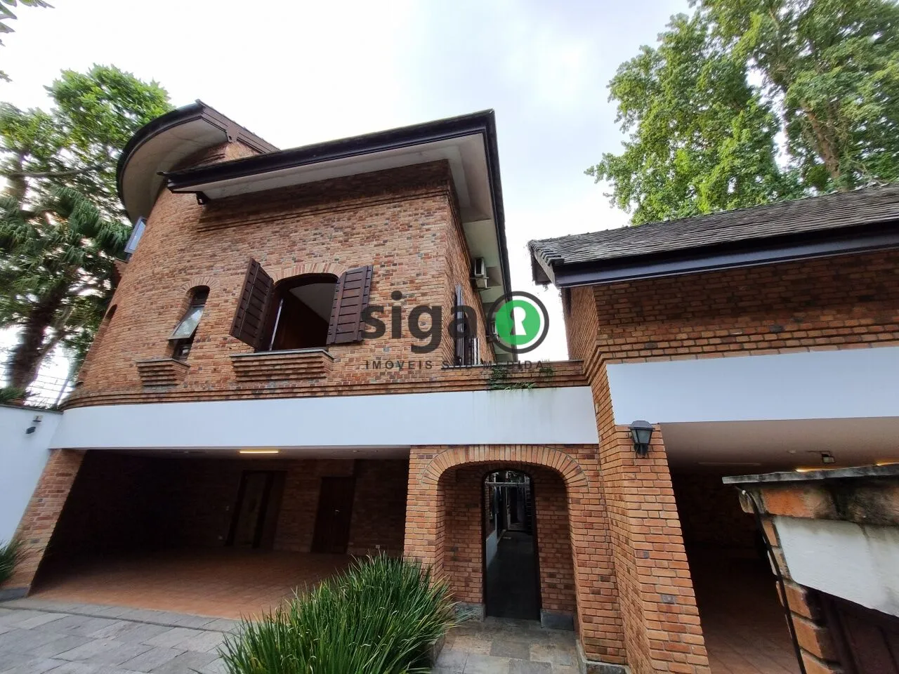 Imagem Casa a Venda em Rua Fechada no Jardim Guedala / Cidade Jardim com 5 quartos
