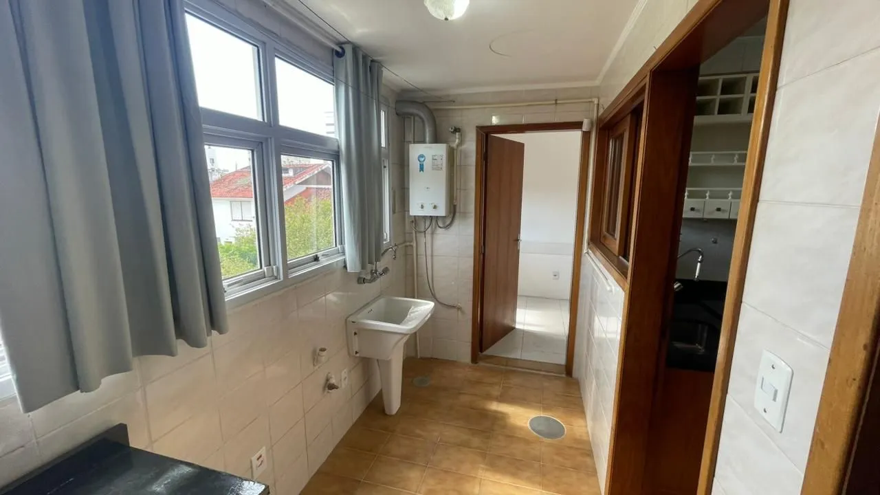 Imagem Apartamento mobiliado 3 dorms, 135m², suíte e 2 vagas - Jardim Lindóia